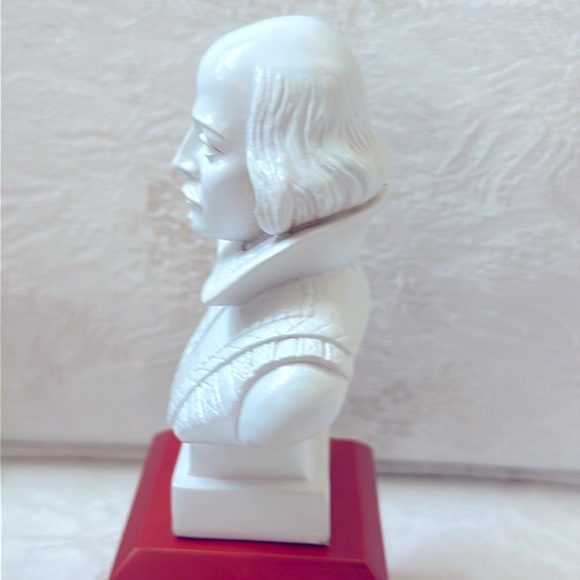 Vintage Chalkware William Shakespeare
Bust Signed RAC - Picture 3 of 4